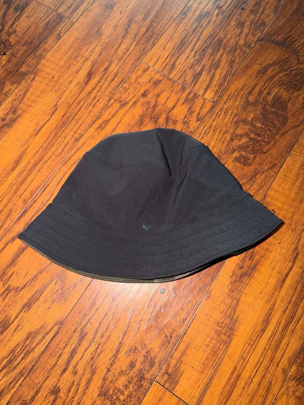 Lululemon Both Ways Reversible Bucket Hat M/L Black Camo
